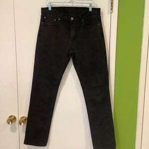 Men’s black Levi 511 jeans